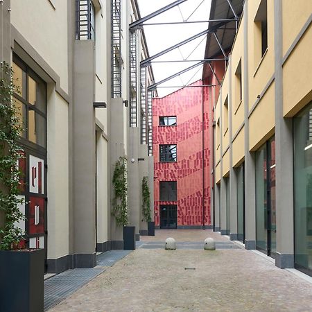 Luxury Design Loft - 20 Minutes From Duomo-Navigli Apartamento Milão Exterior foto