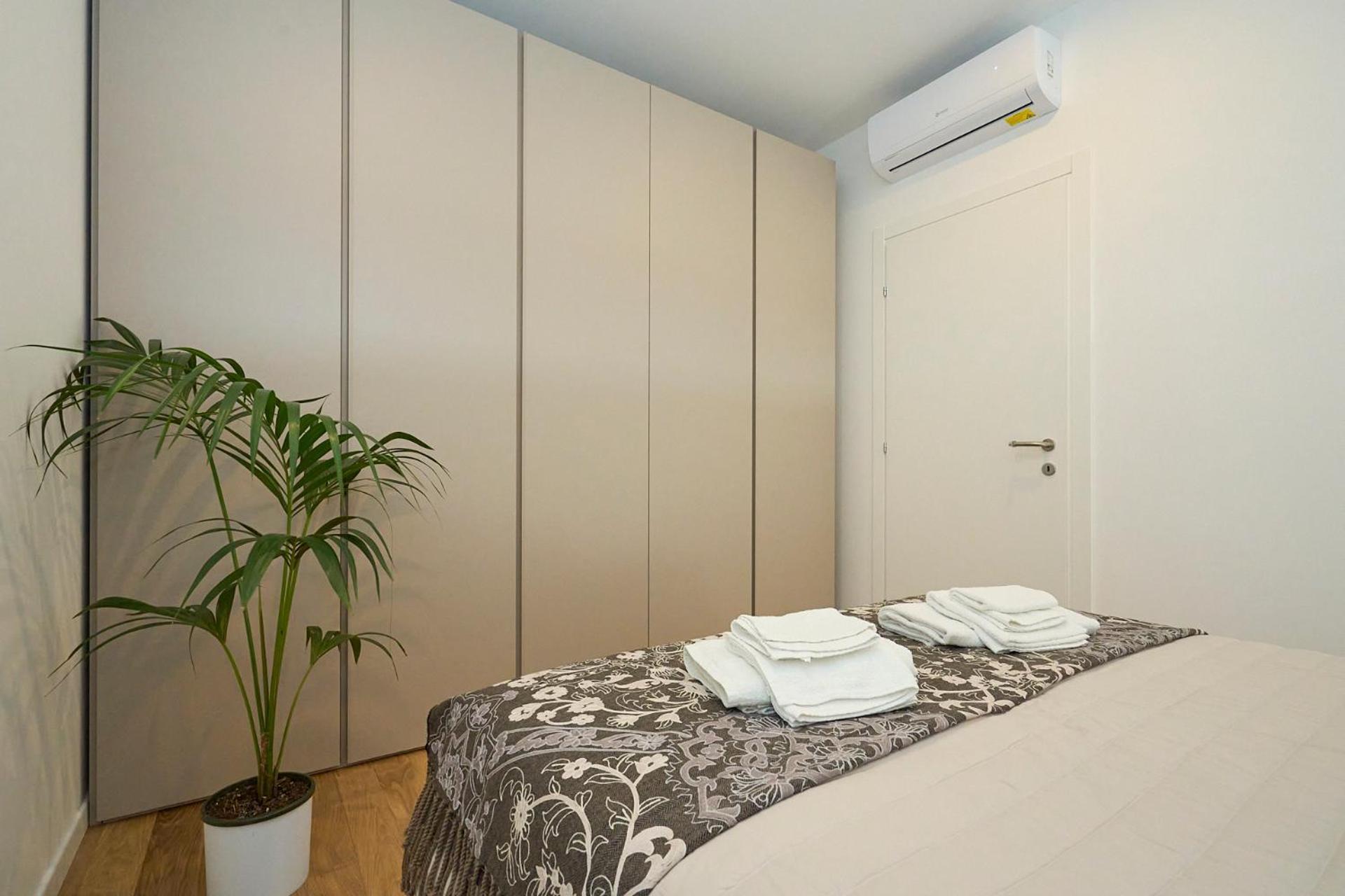 Luxury Design Loft - 20 Minutes From Duomo-Navigli Apartamento Milão Exterior foto
